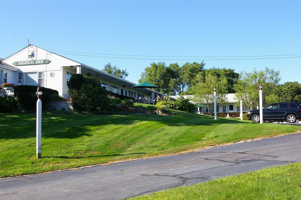 Chatham Highlander Village Inn Zewnętrze zdjęcie